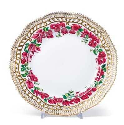 A Plate with Garland of Flowers, “Bougainvillea” - Works of Art