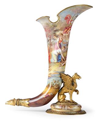 An Enamelled Horn from Vienna, - Antiquariato