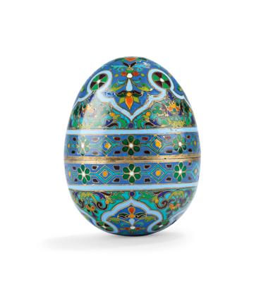 An Egg by Ovchinnikov, from Moscow, - Una Collezione Viennese