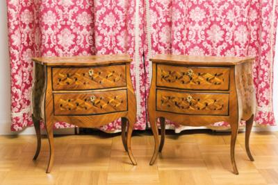 A Pair of Chests of Drawers in Baroque Style, - Una Collezione Viennese