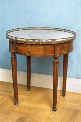 A Round Table in Louis XVI Style, - Vídeňská Sbírka