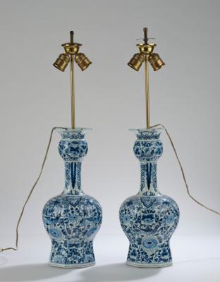 A Pair of Lamp Bases with Delft Decor, - Vídeňská Sbírka II