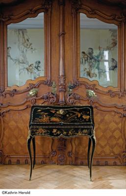 Bedeutender und seltener Louis XV-Pultschreibsekretär im “goût chinois”, - Sammlung Otto von Mitzlaff