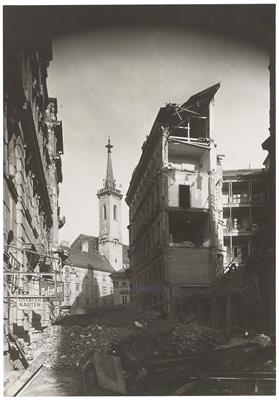 Vienna, ca. 1945 * - Fotografia