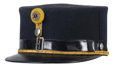 Schwarze steife Kappe für Offiziere der k. u. k. Armee - Historische Waffen, Uniformen, Militaria