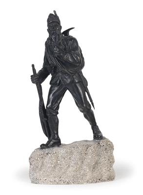Statuette darstellend einen Tiroler Standschützen aus dem 1. Weltkrieg - Historische Waffen, Uniformen, Militaria