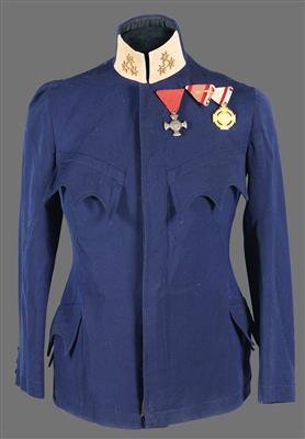 Dunkelblaue Bluse für einen Hauptmann der k. u. k. Infanterieregimenter 20, 67, 35 und 71 - Historische Waffen, Uniformen, Militaria