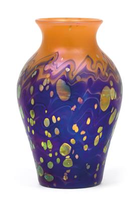 A vase by Lötz Witwe, - Jugendstil e arte applicata del XX secolo