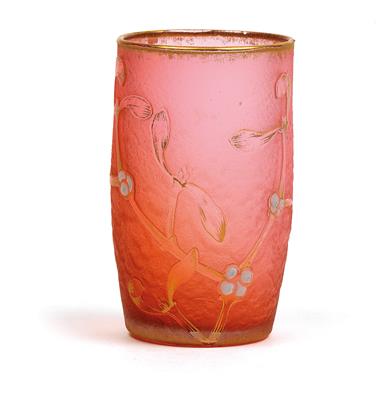 An overlaid and etched glass vase by Daum, - Jugendstil e arte applicata del XX secolo