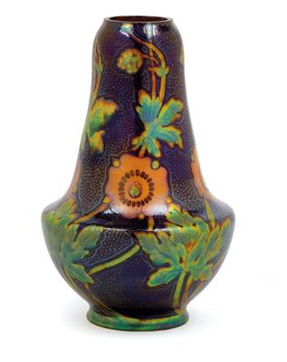 A Zsolnay vase, - Jugendstil and 20th Century Arts and Crafts