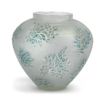 A René Lalique moulded “Esterel” vase, - Jugendstil and 20th Century Arts and Crafts