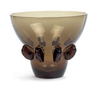 A moulded “Carthage” vase by René Lalique, - Jugendstil e arte applicata del XX secolo