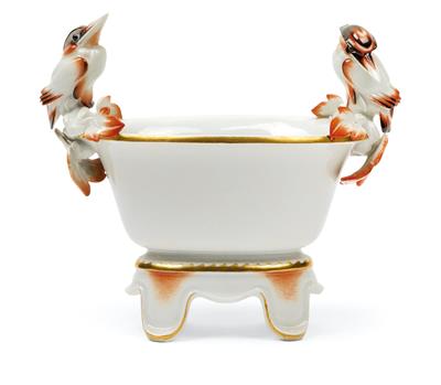 Max Esser, A small bowl with a pair of birds, - Jugendstil e arte applicata del XX secolo