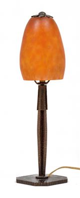 A French table lamp, - Jugendstil e arte applicata del XX secolo
