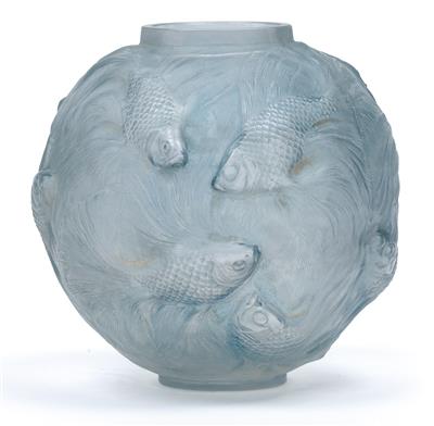A René Lalique moulded “Formose” vase, - Jugendstil e arte applicata del XX secolo