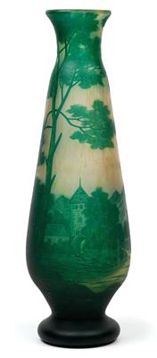 An overlaid and etched glass vase by Lötz Witwe, - Secese a umění 20. století