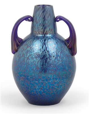 Vase mit zwei Henkeln, - Jugendstil und angewandte Kunst des 20. Jahrhunderts