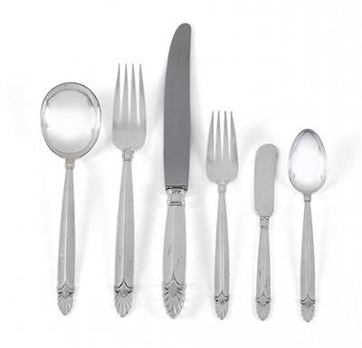 A 34-piece cutlery set by International Silver Company, - Jugendstil e arte applicata del XX secolo