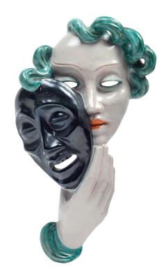 Ernst Weber(geb. 1905 Steyr), Frauenkopf-Wandmaske mit Hand und Maske, - Jugendstil und Kunsthandwerk des 20. Jahrhunderts