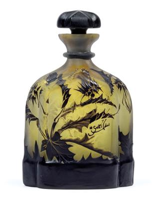An overlaid and etched glass flask with stopper by Gallé, - Jugendstil and 20th Century Arts and Crafts