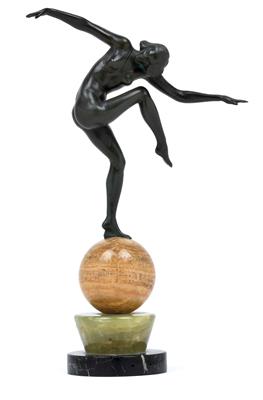 Joseph Josephu (1889-1970), A figurine “Der Tanz”, - Jugendstil e arte applicata del XX secolo
