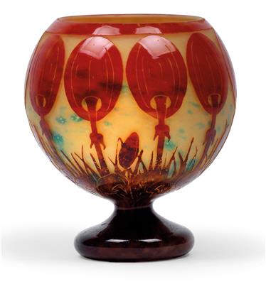 A moulded “Coprins” vase by Verrerie Schneider, - Jugendstil e arte applicata del XX secolo