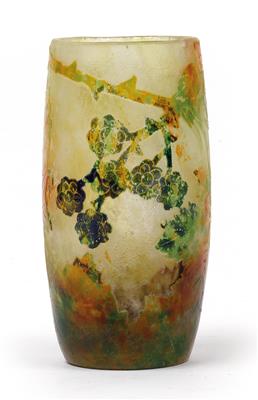 An overlaid and etched glass vase by Daum, - Secese a umění 20. století