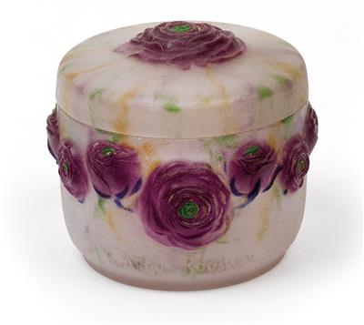 A moulded “Roses” covered box by G. Argy-Rousseau, - Jugendstil e arte applicata del XX secolo