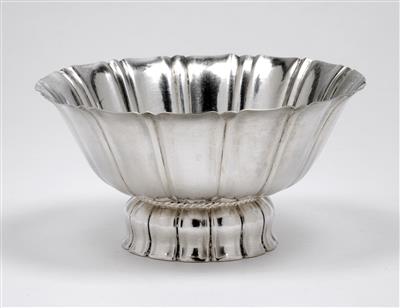 A silver centrepiece, J. C. Klinkosch, Vienna, as of May 1922 - Jugendstil and 20th Century Arts and Crafts