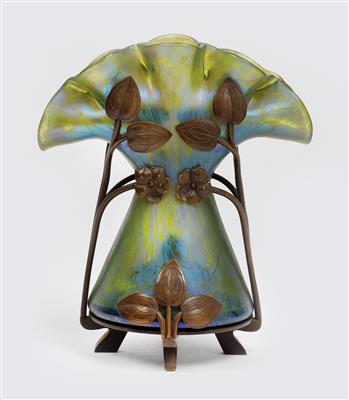 A vase in brass mount, Johann Lötz Witwe, Klostermühle, 1899 - Jugendstil and 20th Century Arts and Crafts