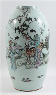 Famille rose Vase, - Antiques