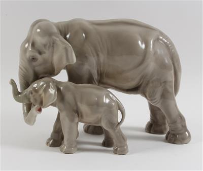 Zwei Elefanten, - Antiques