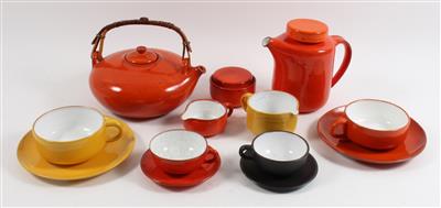 Tee- und Mokkaserviceteile: - Antiques