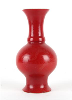 Vase, China, rote Marke Qianlong, 20. Jh. - Asiatica
