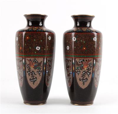 1 Paar Cloisonné Vasen, - Antiquitäten