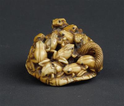 Netsuke einer Schlange und Schildkröte mit Fröschen auf Blatt, Japan, Meiji Periode, signiert Masamitsu - Asiatika