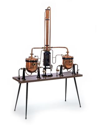 Modell einer Destillieranlage - Starožitnosti