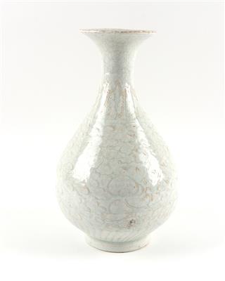 Seladon glasierte Vase, - Asiatika und islamische Kunst