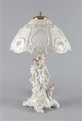 Tischlampe mit LithophanieSchirm und vier Darstellungen, - Antiques