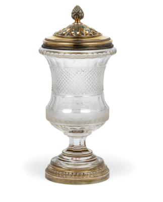 "Fürstin Johanna Radolin" Glaspokal mit Silberdeckel und Montierung, - Antiquariato