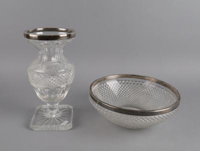 Facettiert geschliffene Schale und Vase mit Sterlingsilbermontierung, Gebrüder Kühn, Schwäbisch Gmünd, Entwurf: um 1920/35 - Antiquariato