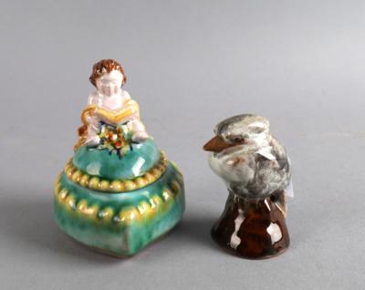 Leo Miller, herzförmige Deckeldose mit Putto, Modellnummer: 247 und Vogel, Modellnummer: 101, Radstädter Keramik, 1922-1962 - Antiquitäten