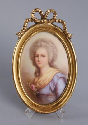 Ovales Porzellanbild mit Damenporträt, - Antiquariato