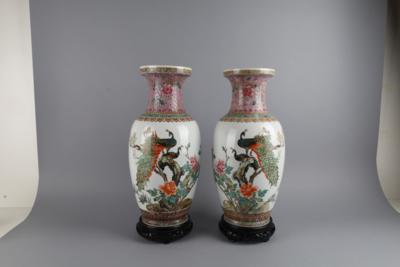 Paar Famille rose Vasen, China, - Antiquariato