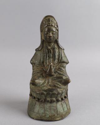 Bronzefigur des Guanyin, 20. Jh., - Antiquitäten