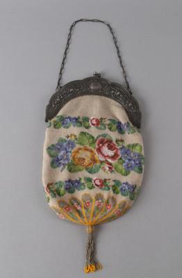 Perlentasche mit Rosenmuster, - Antiquariato