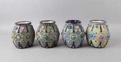 Vier Vasen aus der Serie Campina, - Starožitnosti