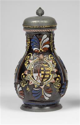 A pear-shaped jug (Birnkrug)with coat-of-arms of the Prince-Electorate Saxony, Dippoldiswalde (previously attributed to Annaberg) ca. 1695 - Clocks, Asian Art, Metalwork, Faience, Folk Art, Sculpture