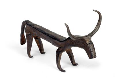 An iron votive animal, - Umění a starožitnosti