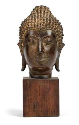 Kopf eines Buddha, Thailand, Sukhothai, 14./15. Jh. - Uhren, Metallarbeiten, Asiatika, Fayencen, Skulpturen, Volkskunst